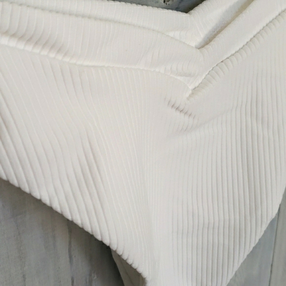 NEW Frankie's Bikinis Austin Ribbed White Bottoms - Picture 7 of 12